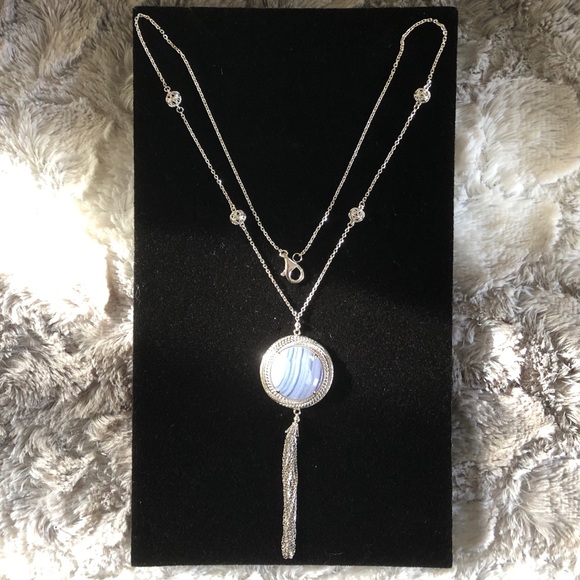 SOLD ON MERC! - Picture 4 of 10